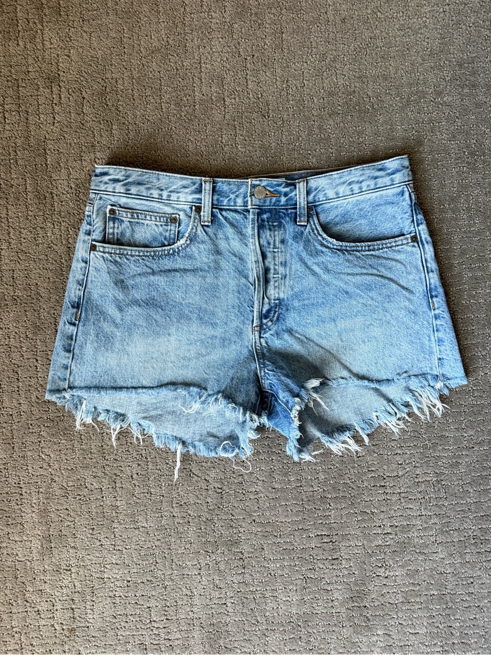 EUC Denim Forum (Aritzia) Distressed Ex Boyfriend Denim Shorts, Size 29